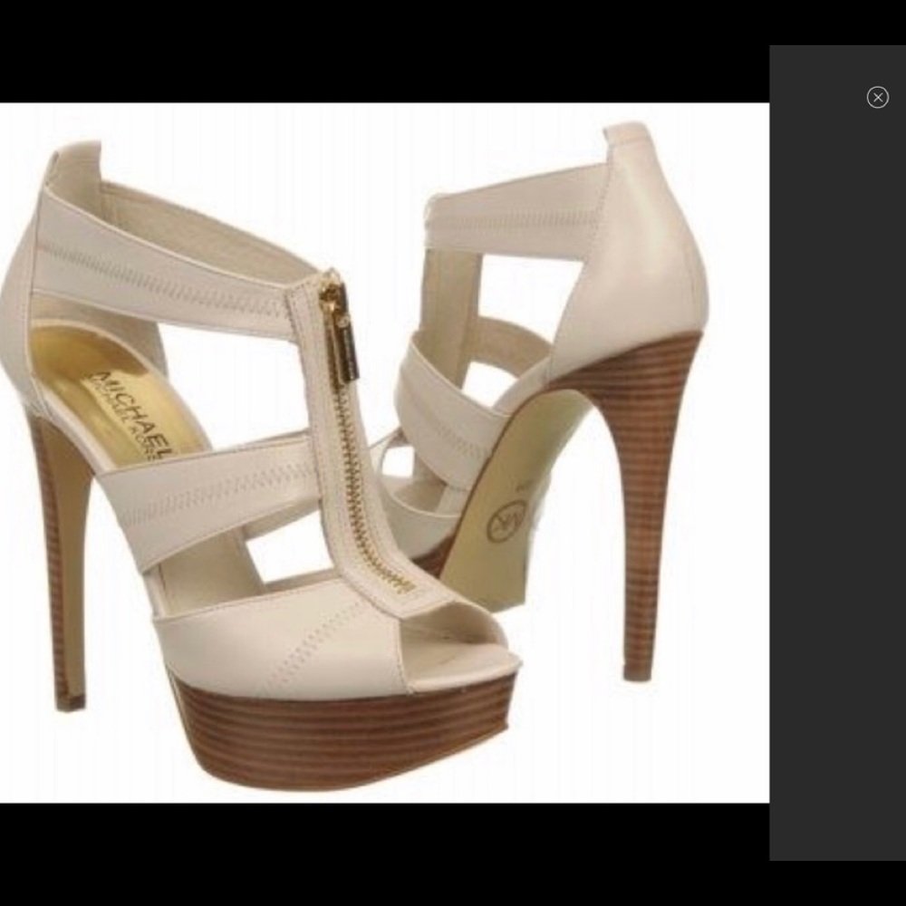 Michael Kors Off White - Size 9